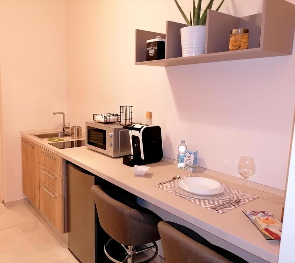 Lux Suite Tarento Exterior foto