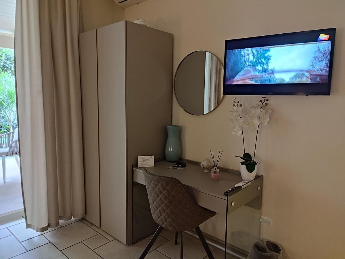 Lux Suite Tarento Exterior foto